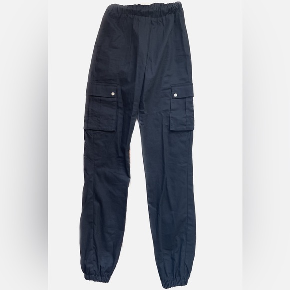 BLACK CARGO PANTS WITH ELASTIC WAISTBAND & ANKLES AND POCKETS (XS-S) - Picture 2 of 2
